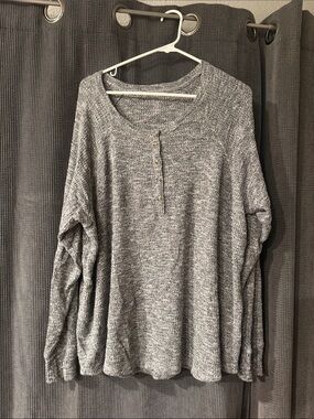 American Eagle Outfitters Gray Marled Henley Sweater